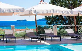 Semiramis Luxury Suites